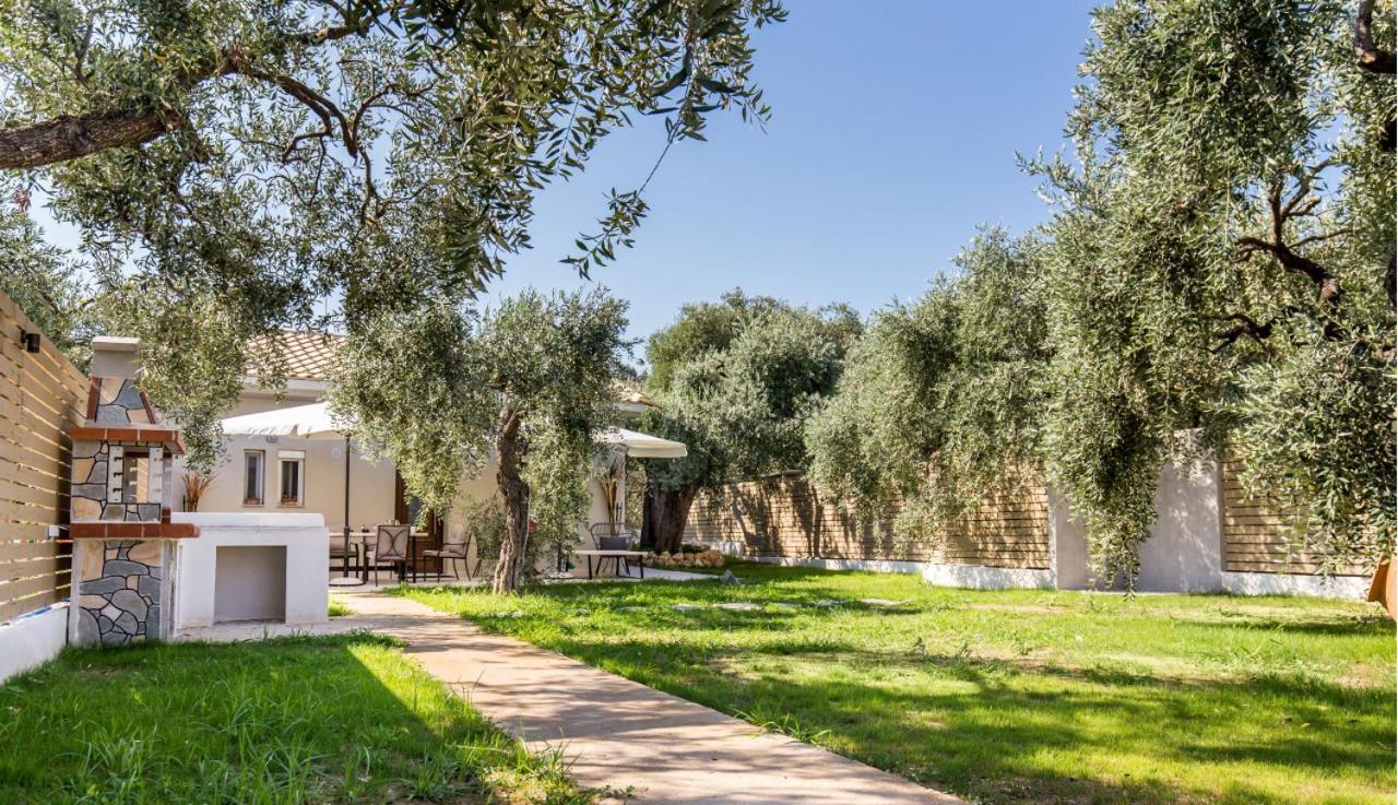 Villa 4 You Iliopetra Скала Сотирос Екстериор снимка