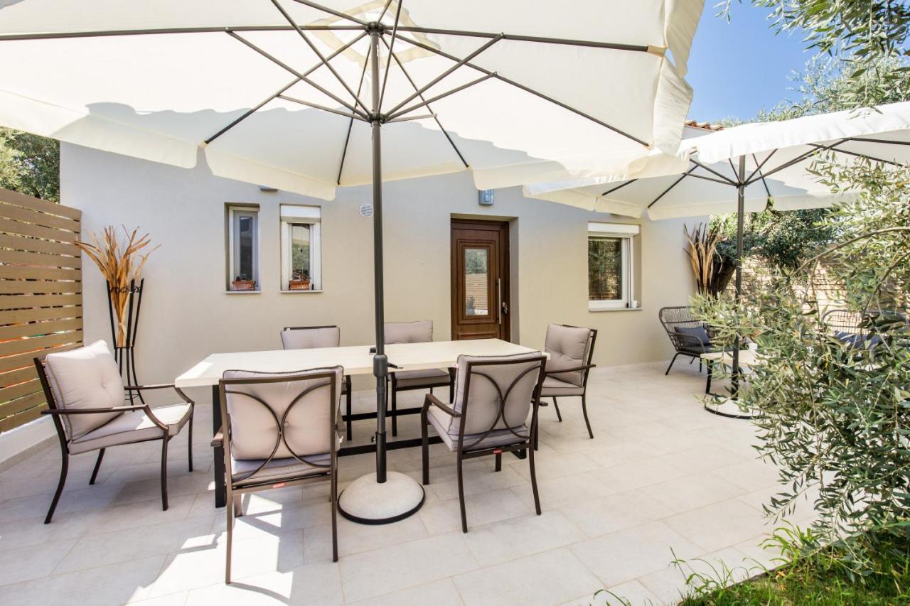 Villa 4 You Iliopetra Скала Сотирос Екстериор снимка