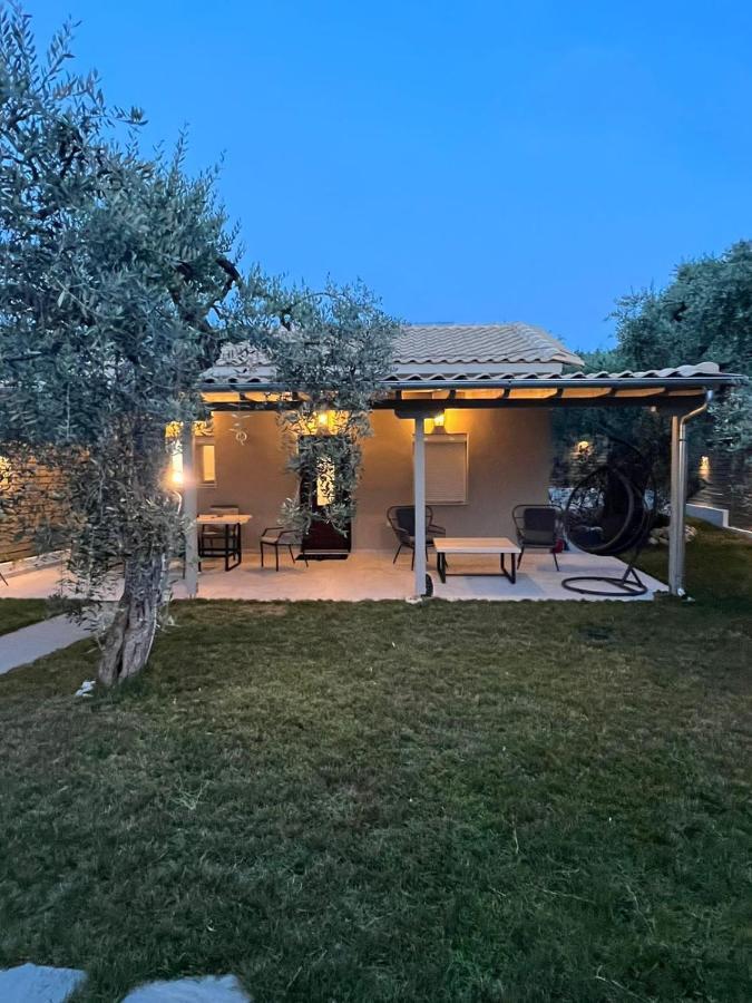 Villa 4 You Iliopetra Скала Сотирос Екстериор снимка